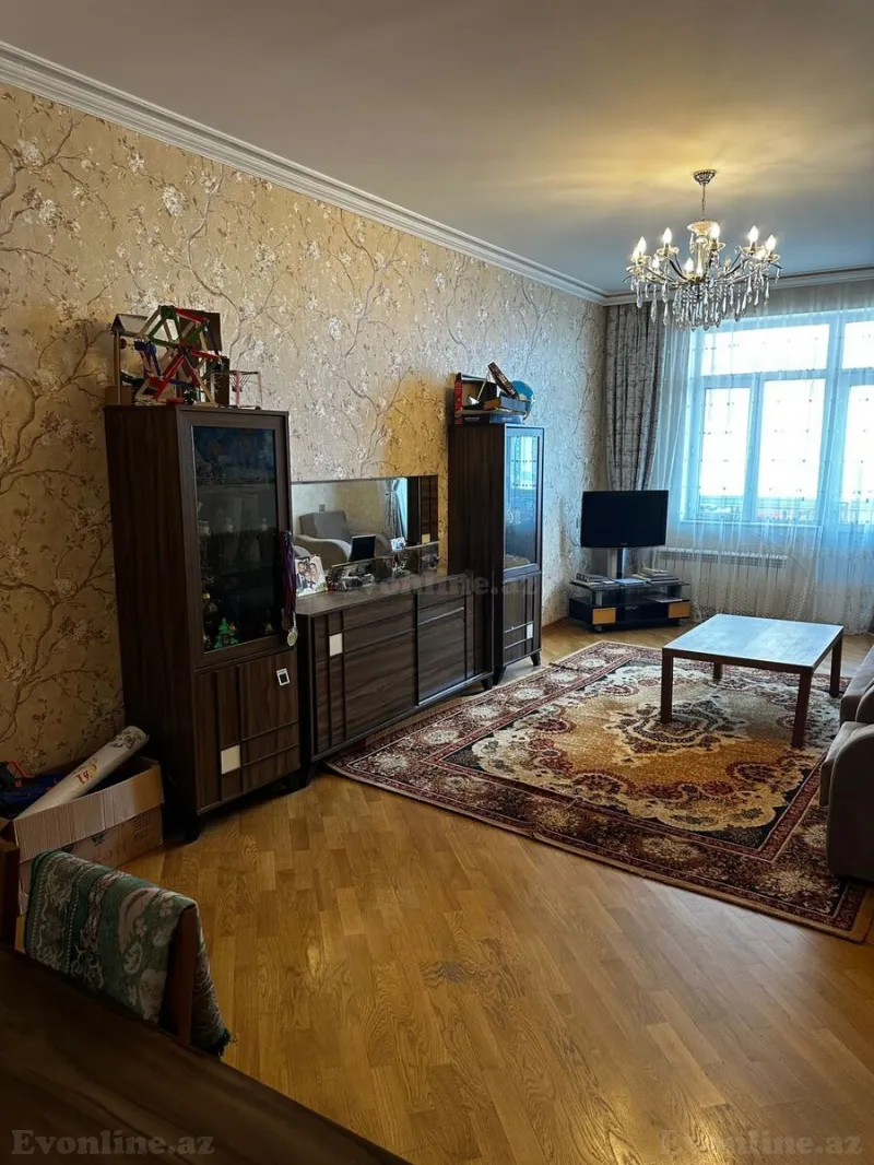 Satılır 3 otaqlı Mənzil Yeni tikili 120 m² Memar Əcəmi m.