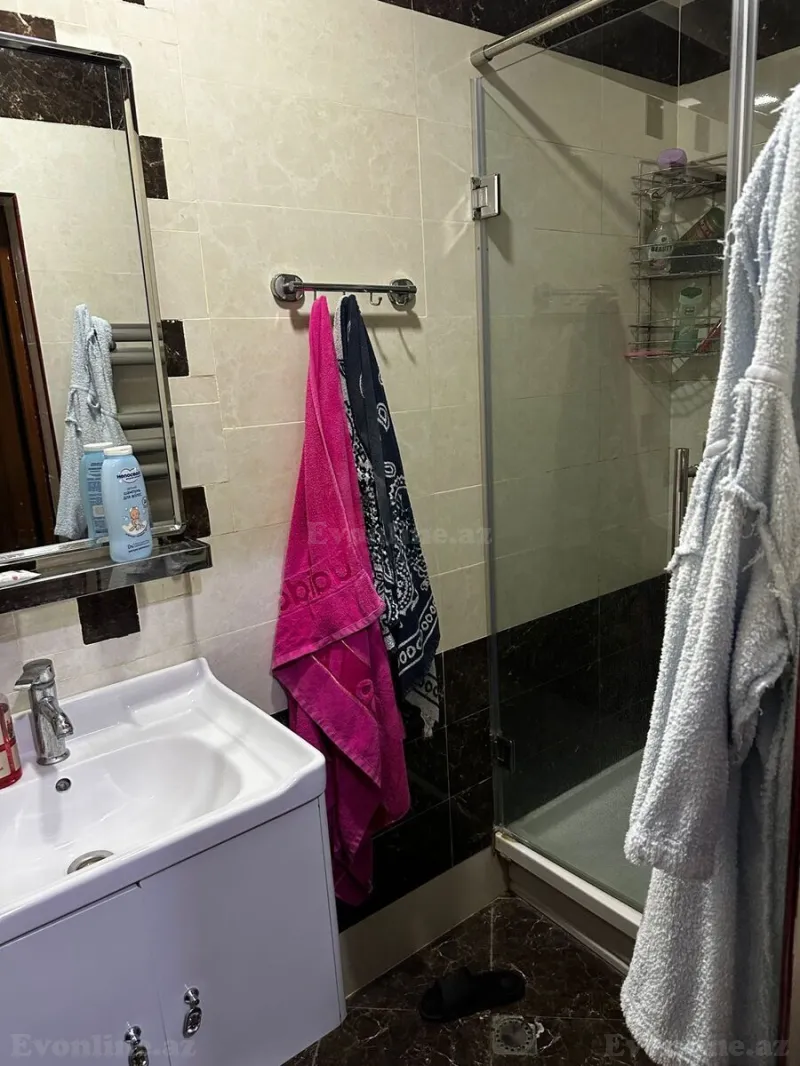 Satılır 3 otaqlı Mənzil Yeni tikili 120 m² Memar Əcəmi m. - şəkil 9