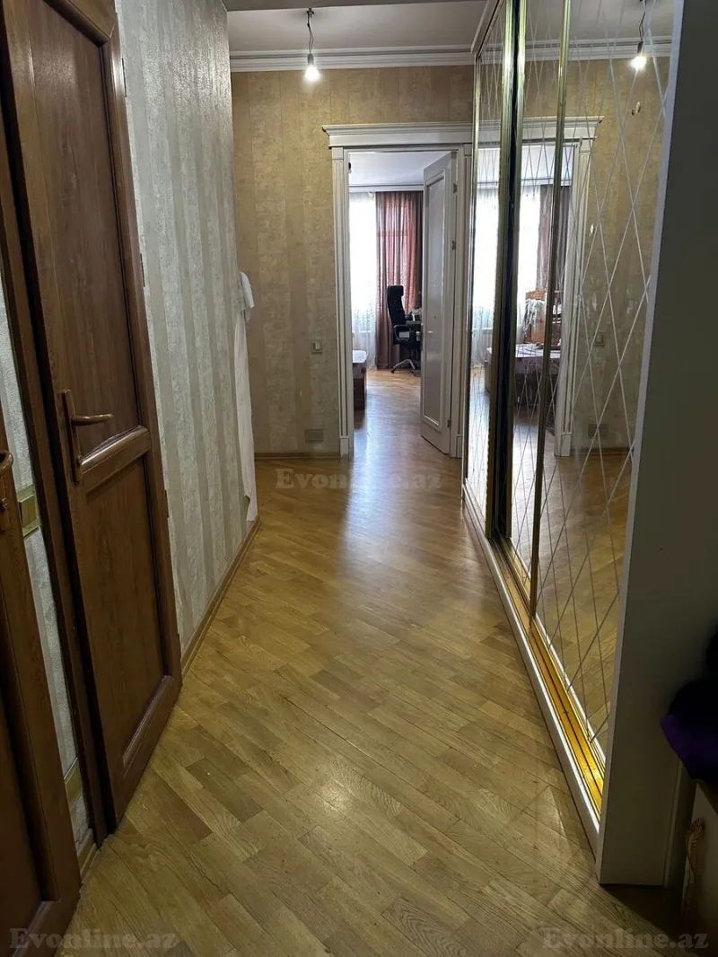Satılır 3 otaqlı Mənzil Yeni tikili 120 m² Memar Əcəmi m. - şəkil 13