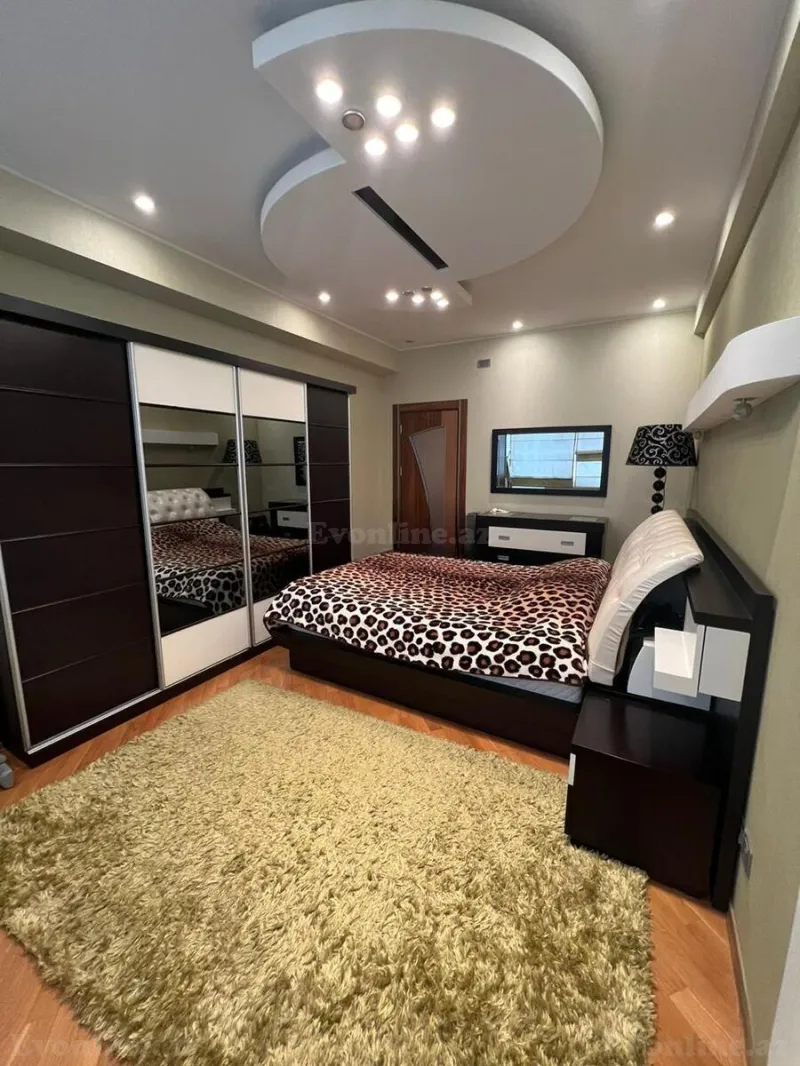 Kirayə verilir 3 otaqlı Mənzil Yeni tikili 160 m² 28 May m. - şəkil 8