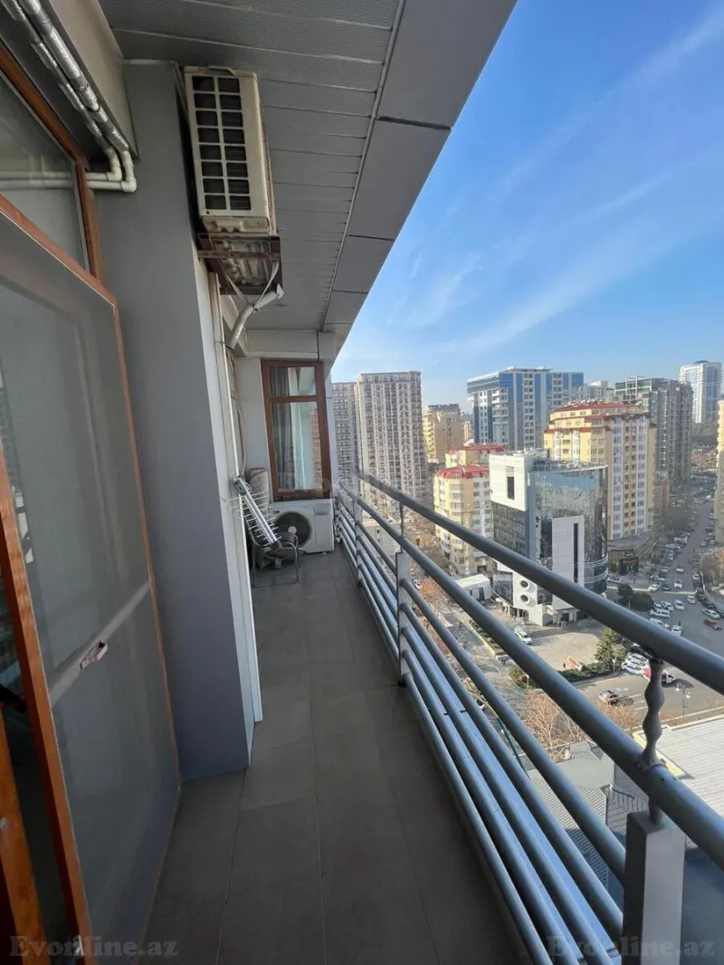 Kirayə verilir 3 otaqlı Mənzil Yeni tikili 160 m² 28 May m. - şəkil 18