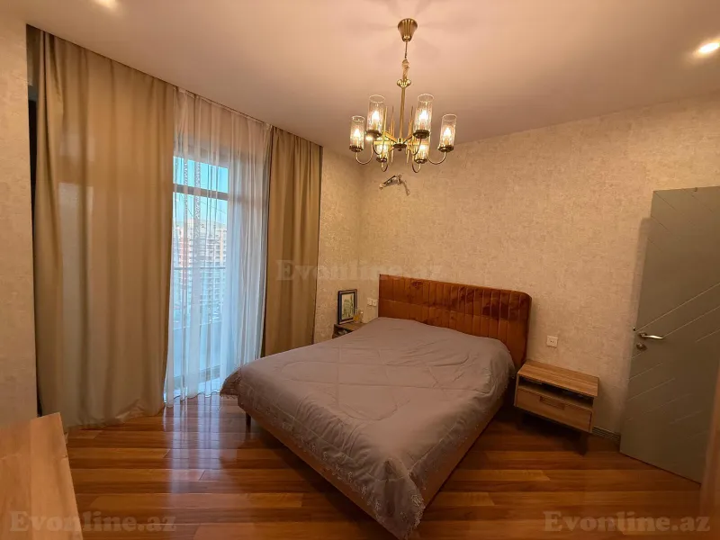 Satılır 3 otaqlı Mənzil Yeni tikili 100 m² 8 Noyabr m. - şəkil 5