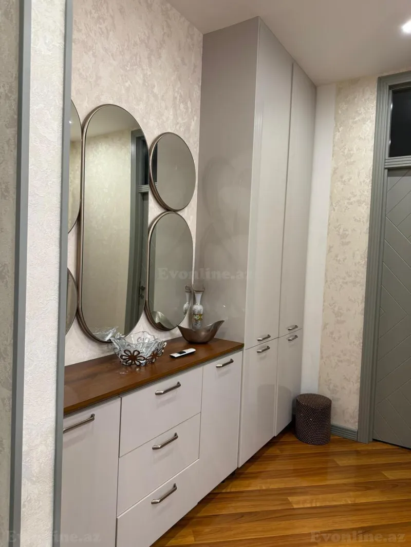 Satılır 3 otaqlı Mənzil Yeni tikili 100 m² 8 Noyabr m. - şəkil 14