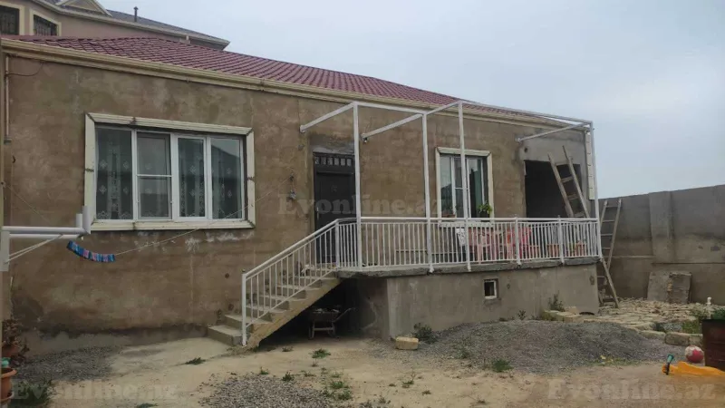4 otaqlı Həyət evi 160 m² Badamdar Satılır
