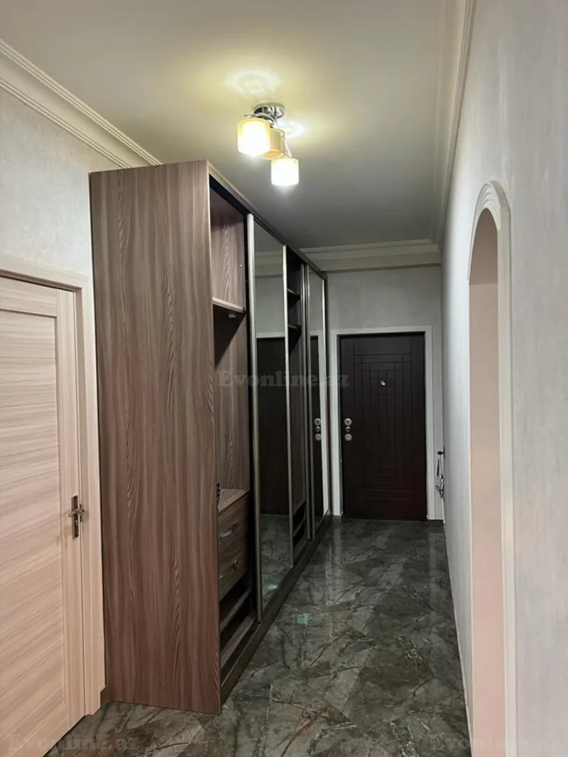 Satılır 2 otaqlı Mənzil Yeni tikili 110 m² 8 Noyabr m. - şəkil 7