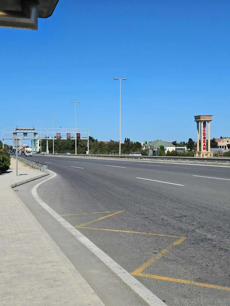 Obyekt 550 m² Mərdəkan Satılır
