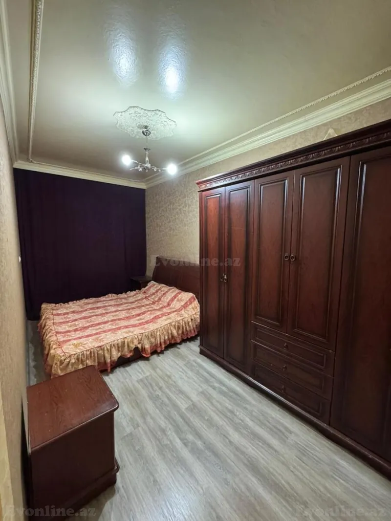 Kirayə verilir 2 otaqlı Mənzil Köhnə tikili 55 m² Memar Əcəmi m. - şəkil 9