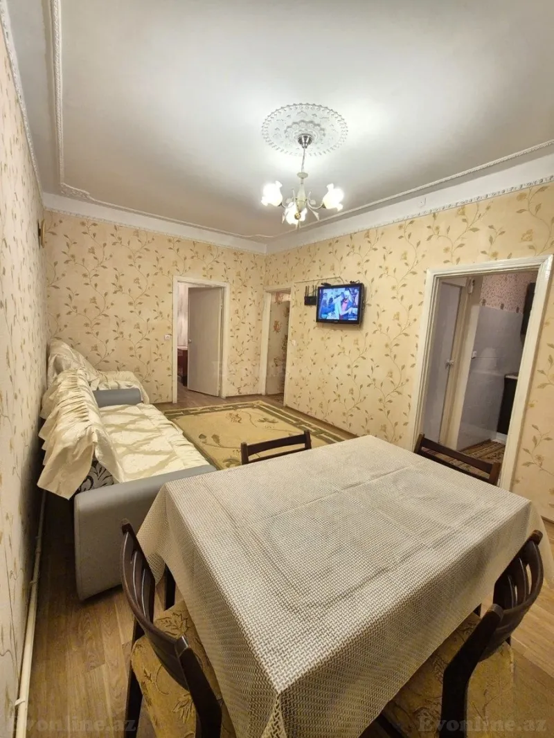 Kirayə verilir 2 otaqlı Mənzil Köhnə tikili 55 m² Memar Əcəmi m. - şəkil 2