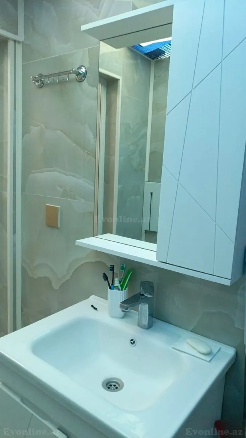 Satılır 2 otaqlı Mənzil Köhnə tikili 55 m² Nəriman Nərimanov m. - şəkil 13