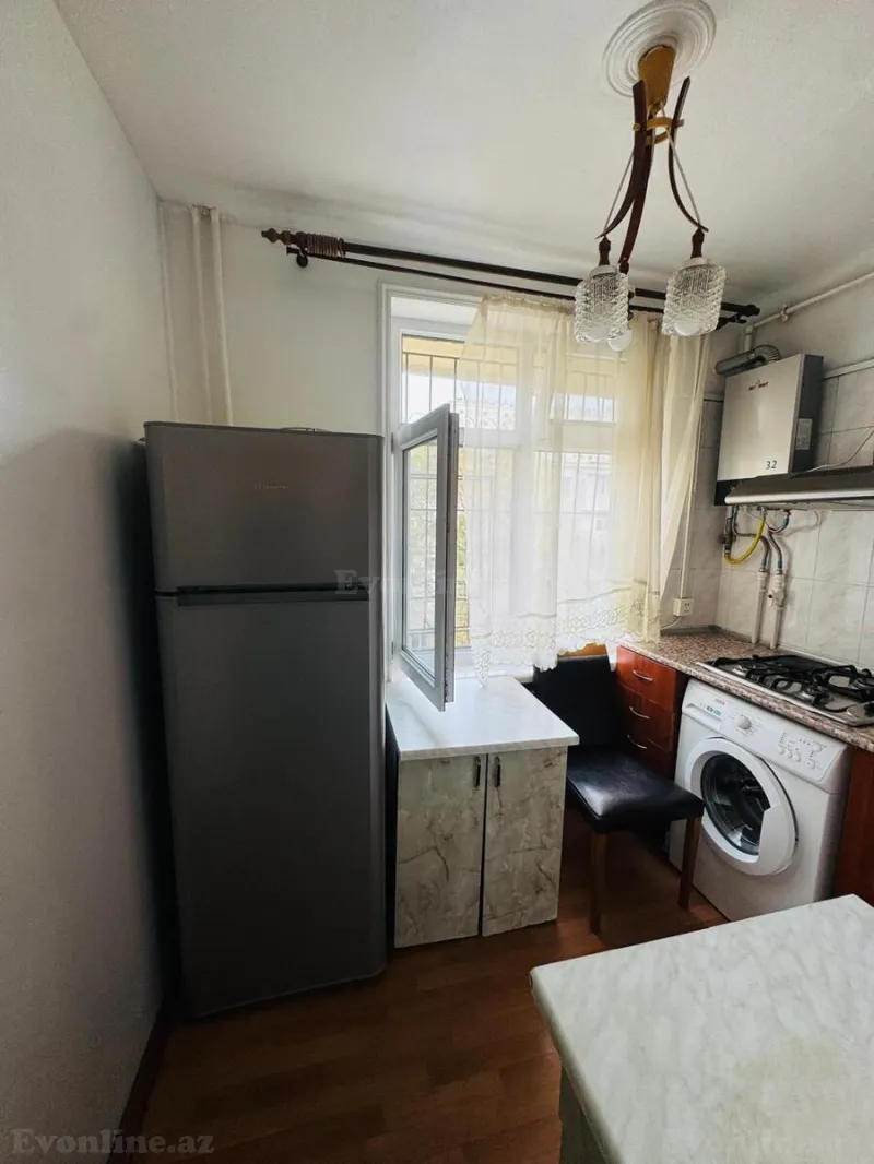 Kirayə verilir 2 otaqlı Mənzil Köhnə tikili 50 m² Elmlər Akademiyası m. - şəkil 15