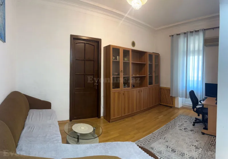 Kirayə verilir 2 otaqlı Mənzil Köhnə tikili 52 m² Sahil m. - şəkil 10