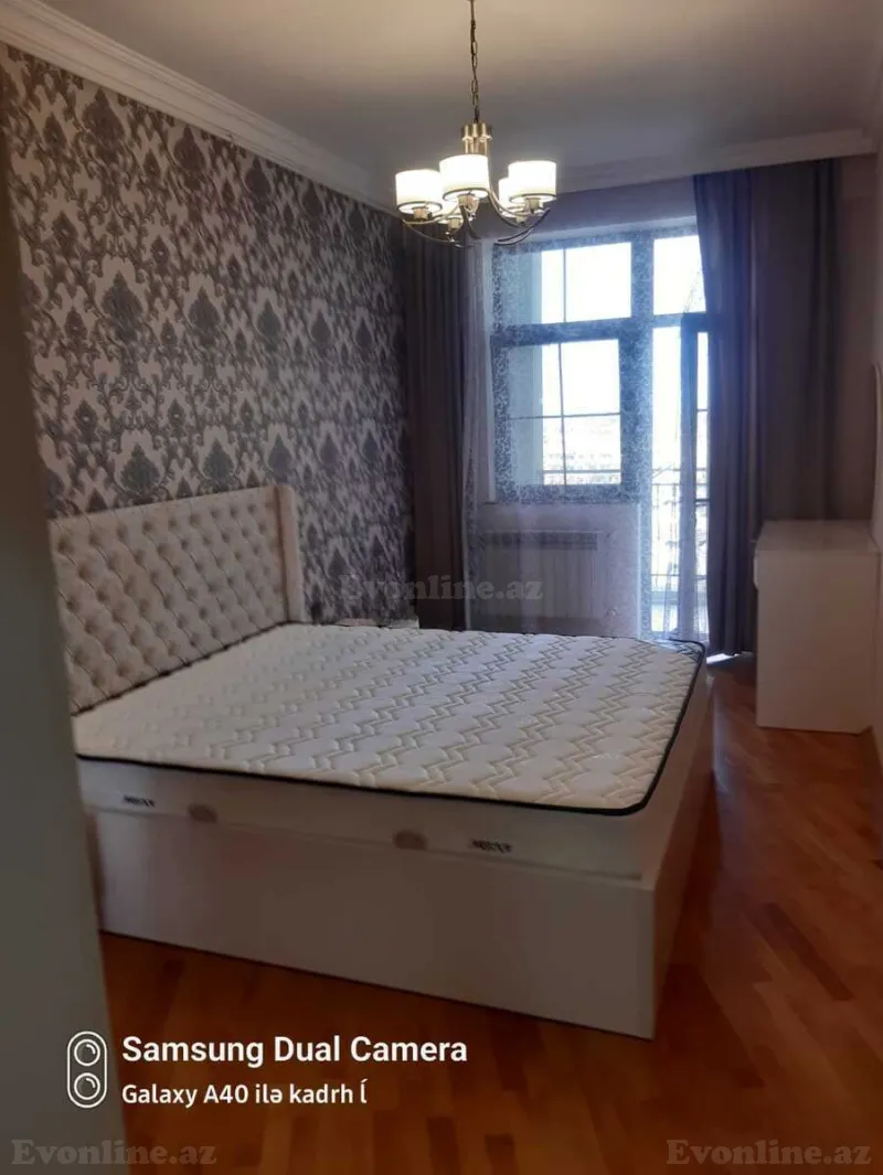Kirayə verilir 2 otaqlı Mənzil Yeni tikili 70 m² Neftçilər m. - şəkil 5