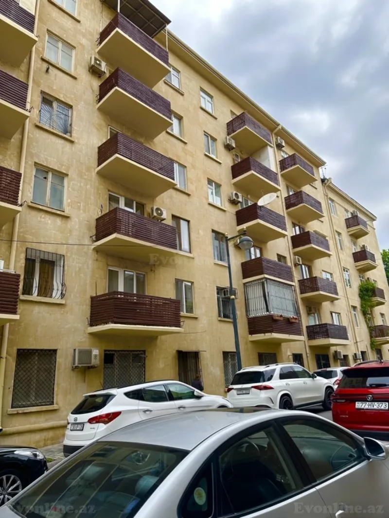 1 otaqlı Mənzil 32 m² Yasamal r. Satılır