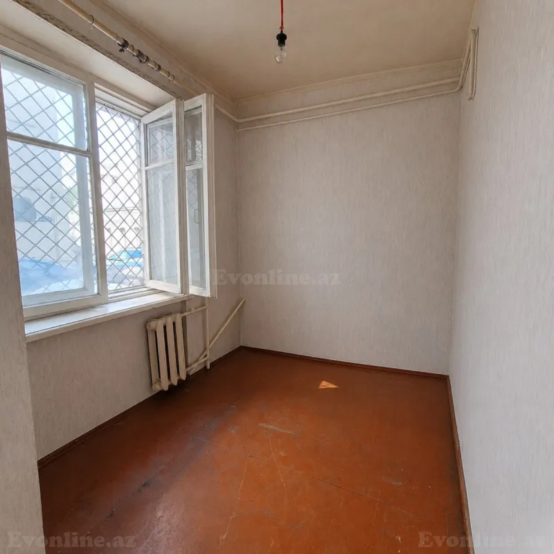 Satılır 1 otaqlı Mənzil Köhnə tikili 32 m² Yasamal r. - şəkil 4