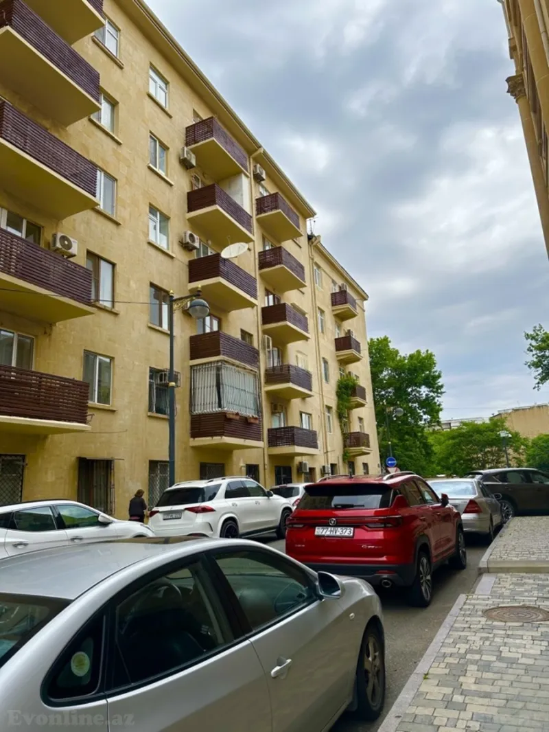 Satılır 1 otaqlı Mənzil Köhnə tikili 32 m² Yasamal r. - şəkil 12