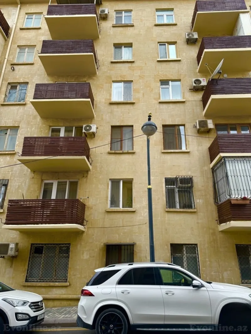 Satılır 1 otaqlı Mənzil Köhnə tikili 32 m² Yasamal r. - şəkil 13
