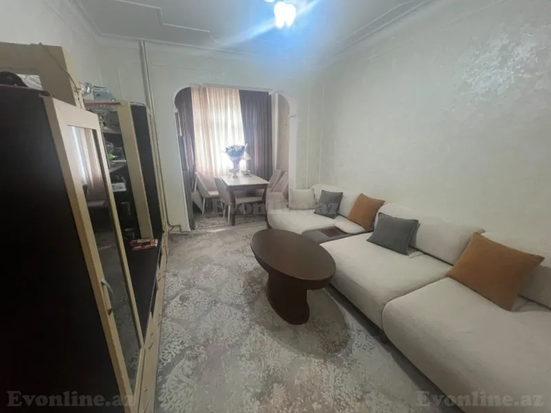 Satılır 2 otaqlı Mənzil Köhnə tikili 45 m² Memar Əcəmi m. - şəkil 3