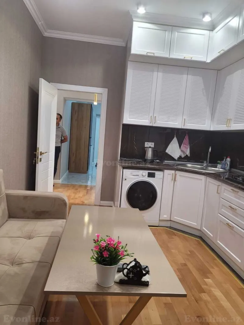 Kirayə verilir 2 otaqlı Mənzil Yeni tikili 90 m² Nərimanov r. - şəkil 5