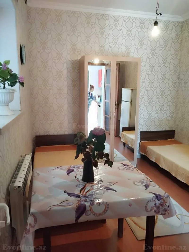 Kirayə verilir 1 otaqlı Həyət evi 35 m² Qara Qarayev m. - şəkil 2