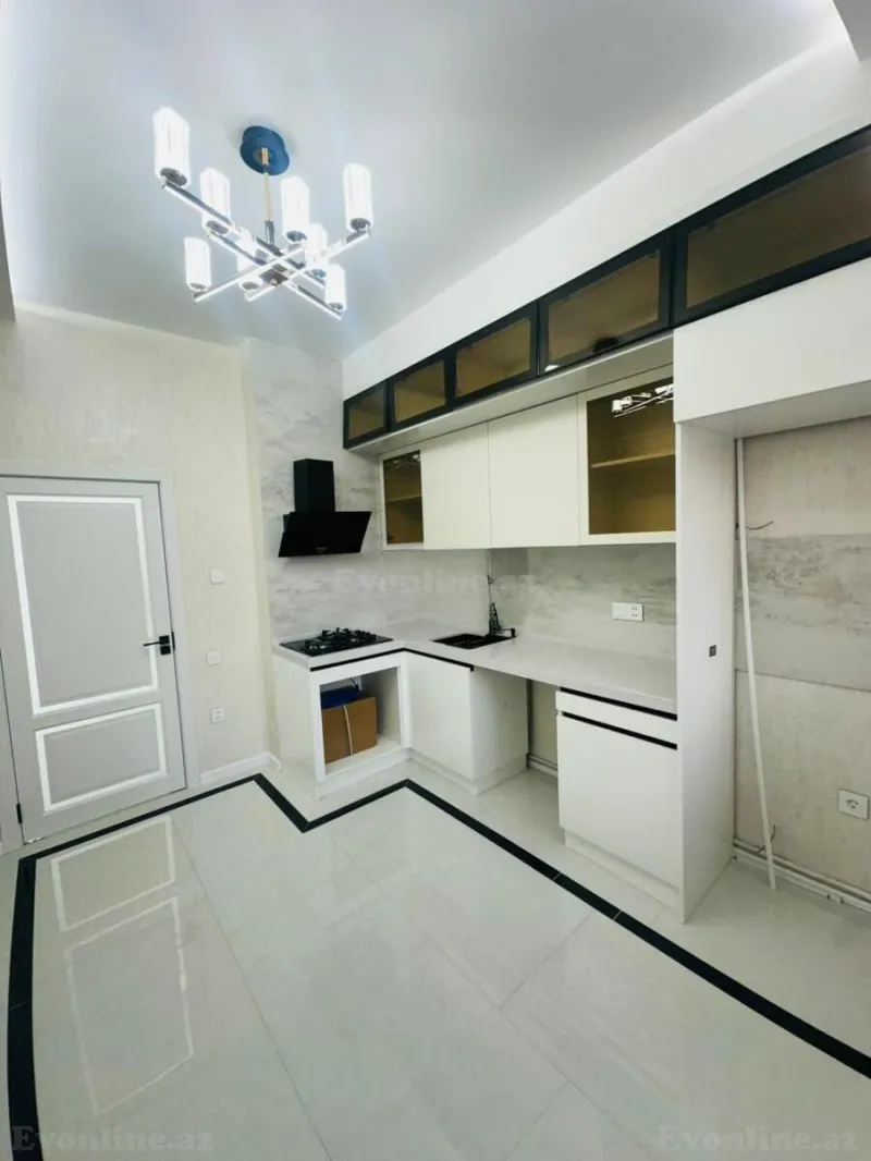 Satılır 3 otaqlı Mənzil Yeni tikili 87 m² Neftçilər m. - şəkil 9