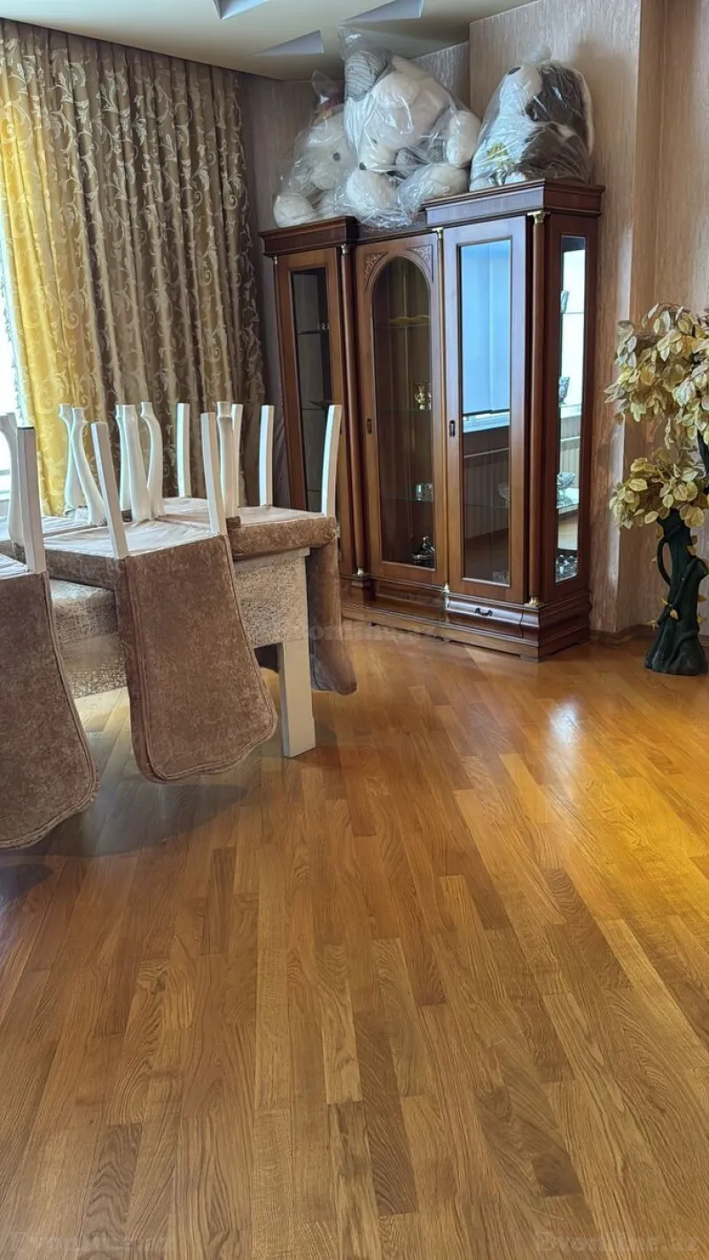 Kirayə verilir 3 otaqlı Mənzil Yeni tikili 140 m² Nizami m. - şəkil 5