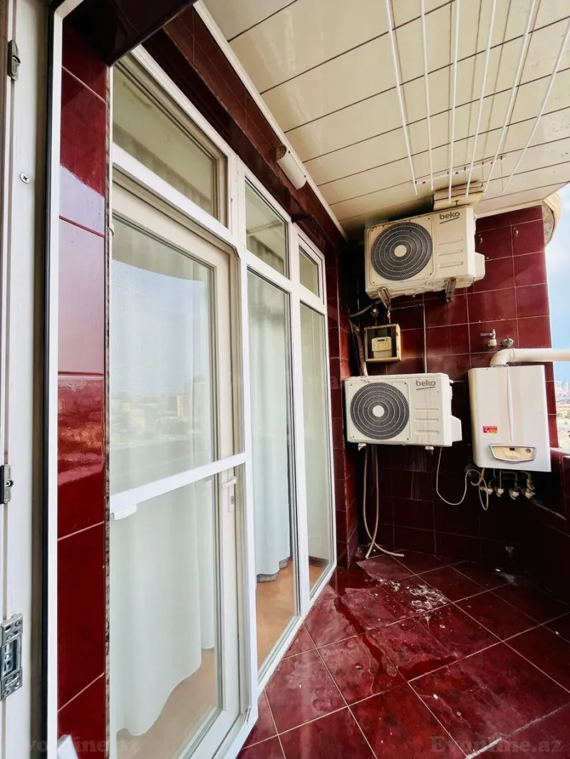 Satılır 3 otaqlı Mənzil Yeni tikili 98 m² Memar Əcəmi m. - şəkil 12