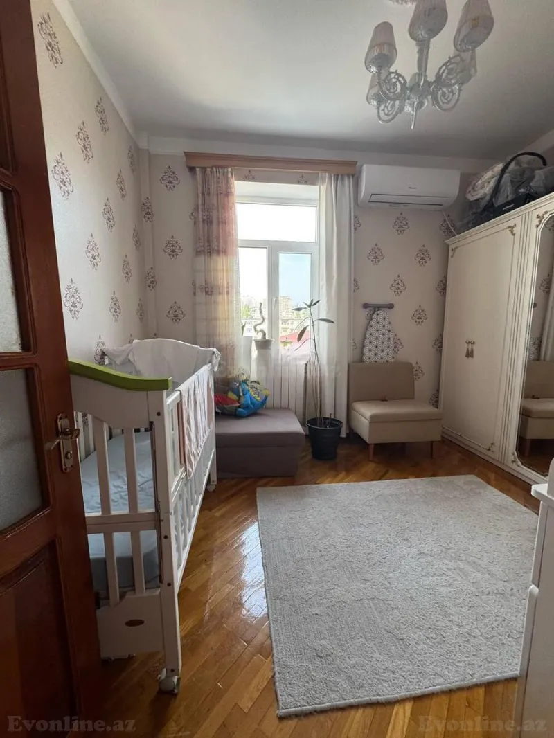 Satılır 3 otaqlı Mənzil Köhnə tikili 100 m² Memar Əcəmi m. - şəkil 3