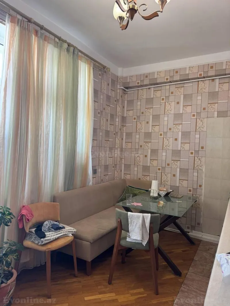 Satılır 3 otaqlı Mənzil Köhnə tikili 100 m² Memar Əcəmi m. - şəkil 5