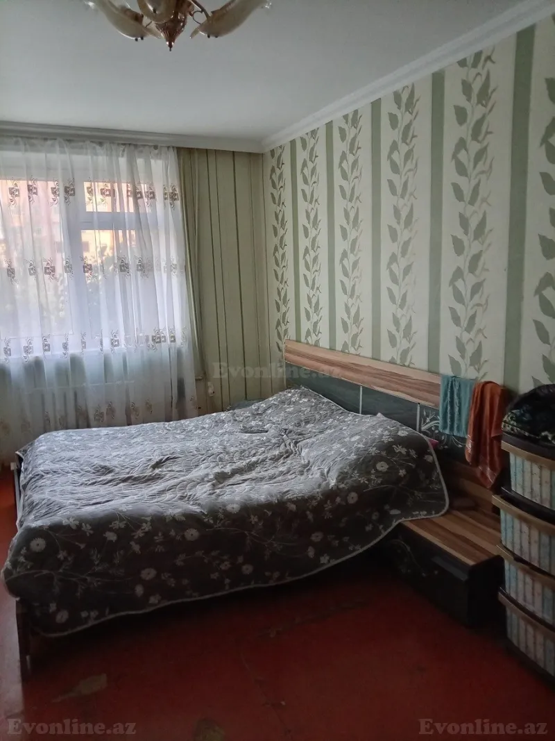 Kirayə verilir 5 otaqlı Mənzil Köhnə tikili 100 m² Sumqayıt