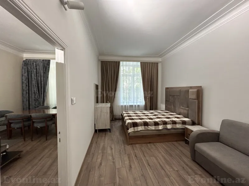 Kirayə verilir 4 otaqlı Mənzil Köhnə tikili 100 m² Yasamal r. - şəkil 9