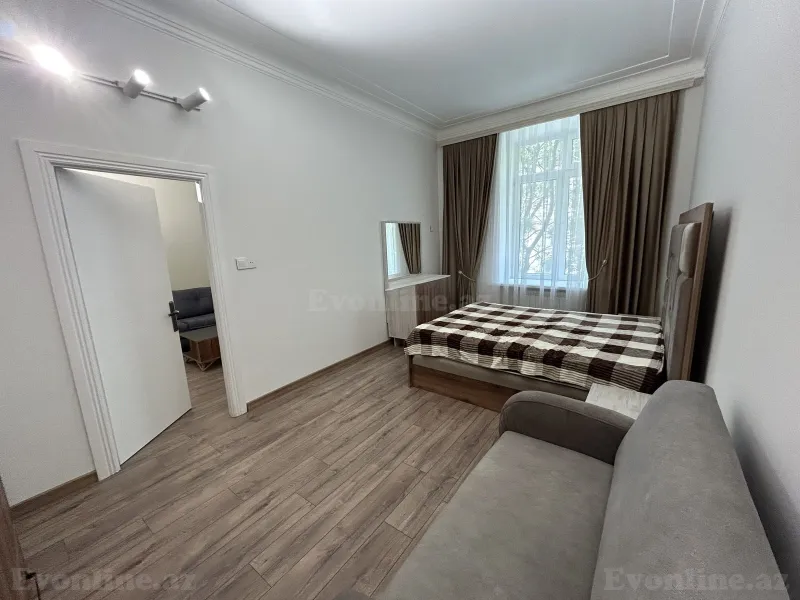 Kirayə verilir 4 otaqlı Mənzil Köhnə tikili 100 m² Yasamal r. - şəkil 10