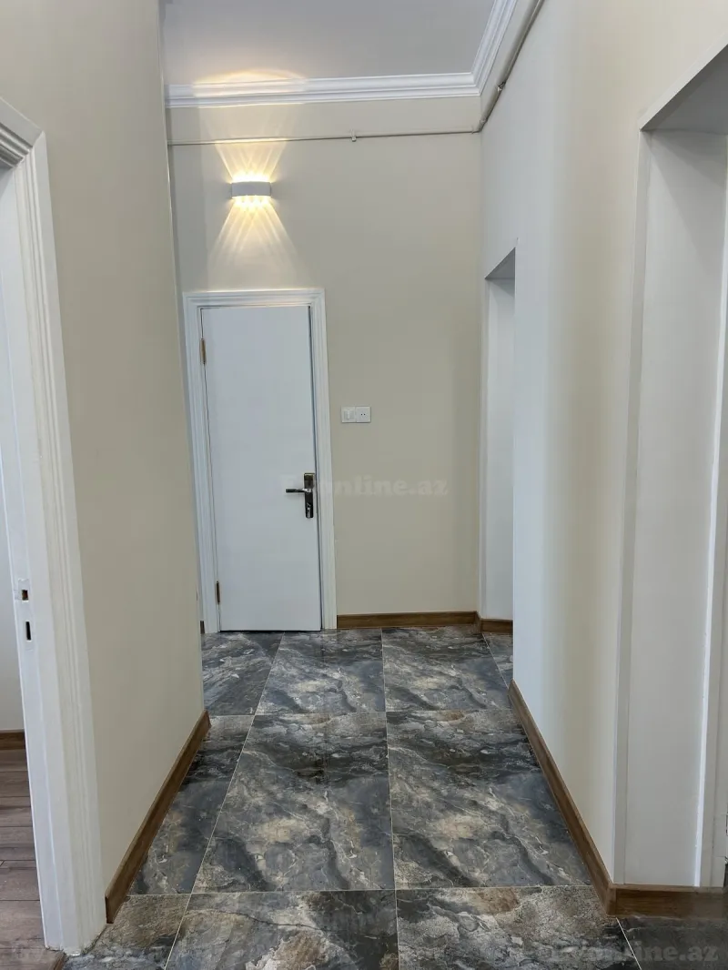 Kirayə verilir 4 otaqlı Mənzil Köhnə tikili 100 m² Yasamal r. - şəkil 16