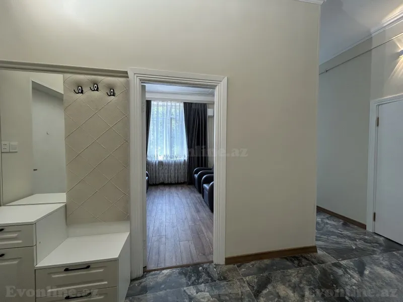 Kirayə verilir 4 otaqlı Mənzil Köhnə tikili 100 m² Yasamal r. - şəkil 28