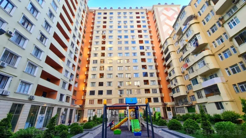 2 otaqlı Mənzil 60 m² Elmlər Akademiyası m. Kirayə verilir