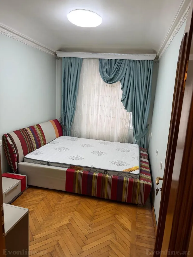 Satılır 3 otaqlı Mənzil Köhnə tikili 70 m² Nizami m. - şəkil 7