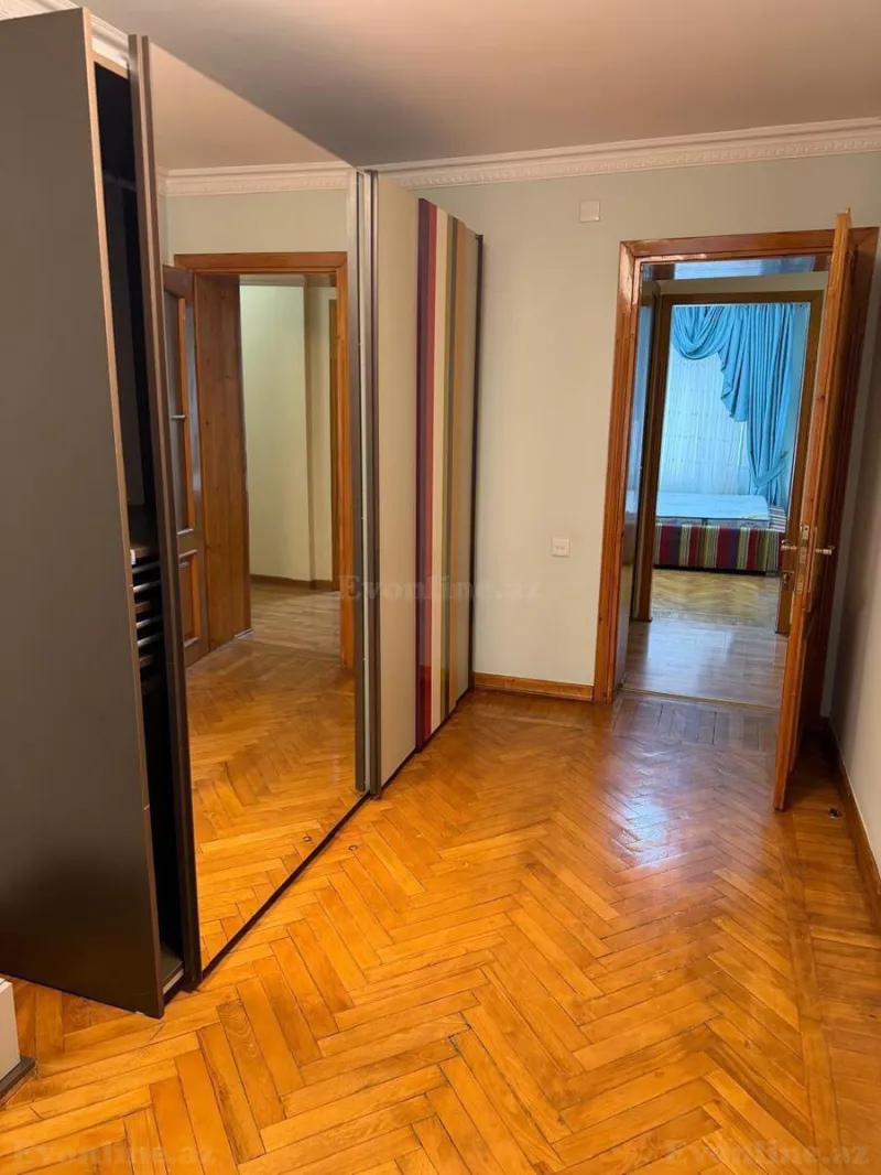Satılır 3 otaqlı Mənzil Köhnə tikili 70 m² Nizami m. - şəkil 14