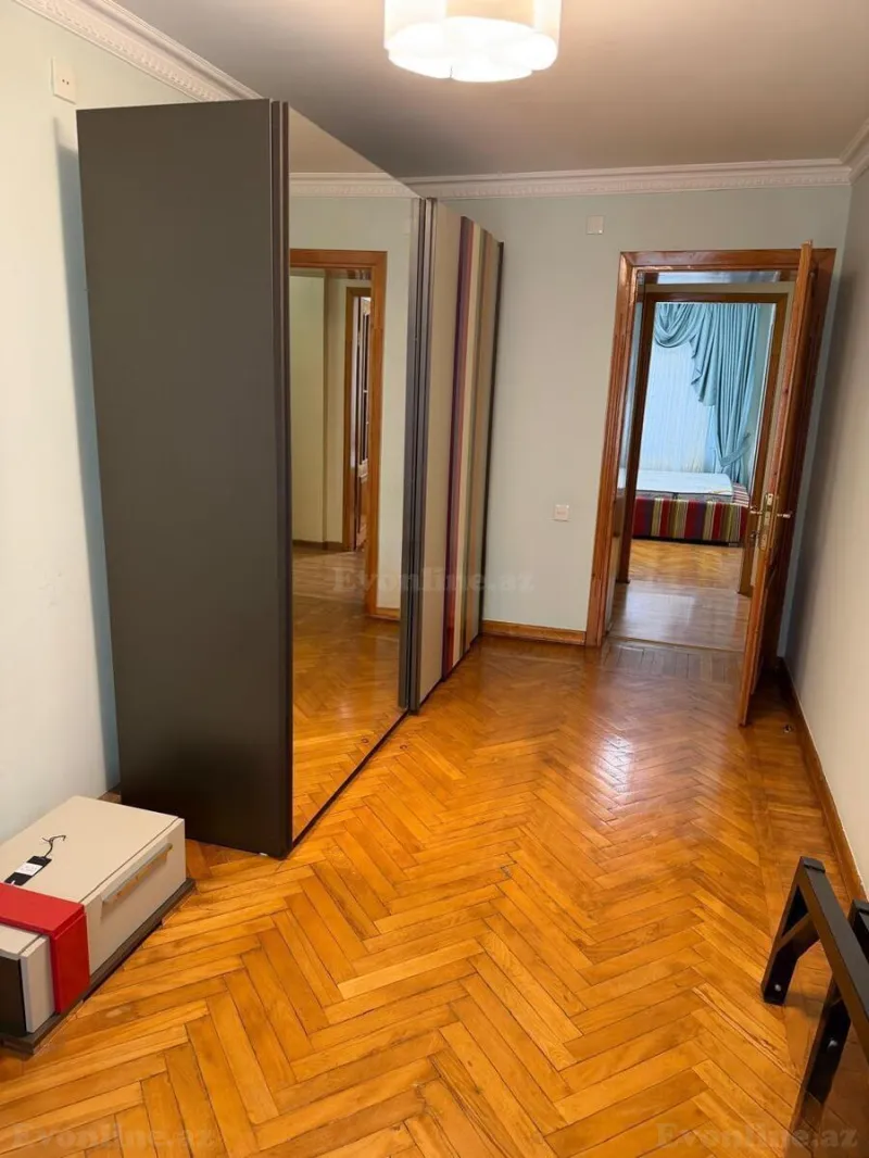 Satılır 3 otaqlı Mənzil Köhnə tikili 70 m² Nizami m. - şəkil 20