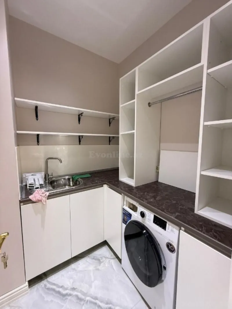 Kirayə verilir 4 otaqlı Mənzil Yeni tikili 210 m² Ağ şəhər - şəkil 26