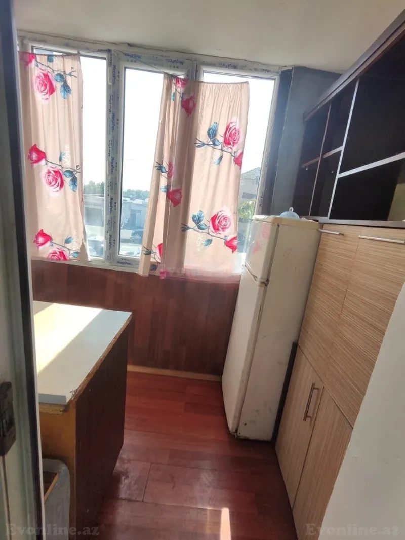 Kirayə verilir 3 otaqlı Mənzil Köhnə tikili 80 m² Elmlər Akademiyası m. - şəkil 6