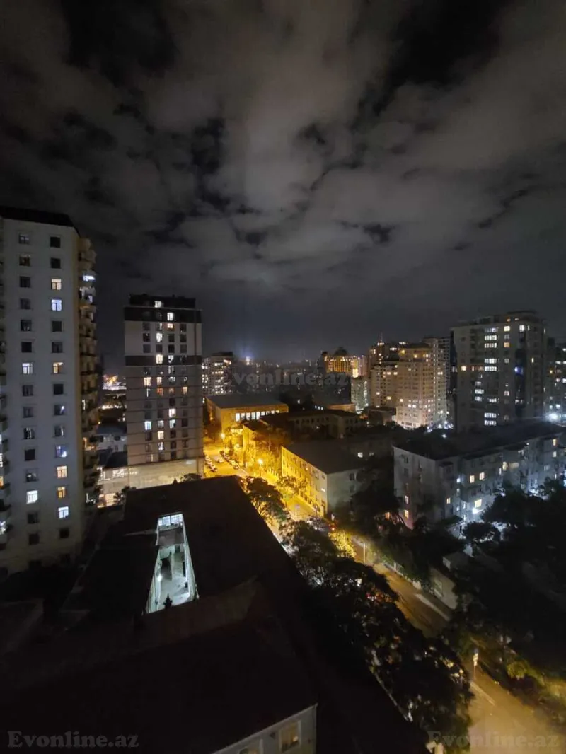 Satılır 5 otaqlı Mənzil Yeni tikili 155 m² 28 May m. - şəkil 2