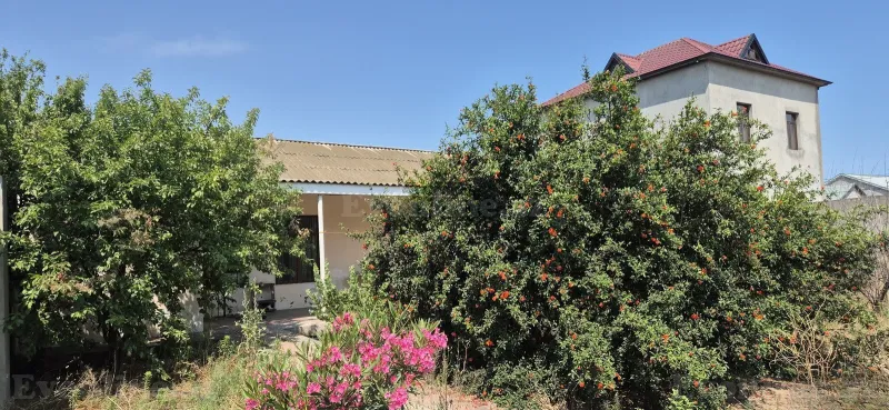 4 otaqlı Həyət evi 100 m² Maştağa Satılır