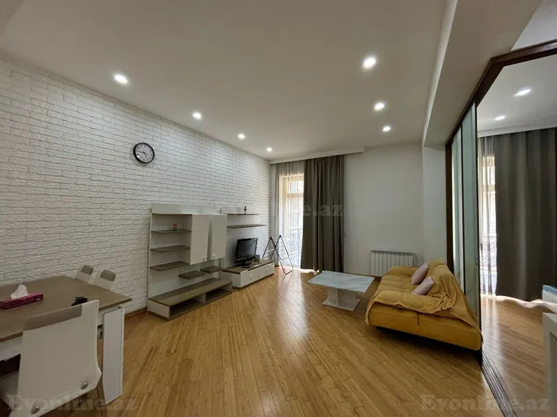 2 otaqlı Mənzil 60 m² Ağ şəhər Kirayə verilir