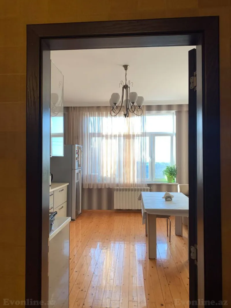 Satılır 2 otaqlı Mənzil Yeni tikili 109 m² Neftçilər m. - şəkil 3