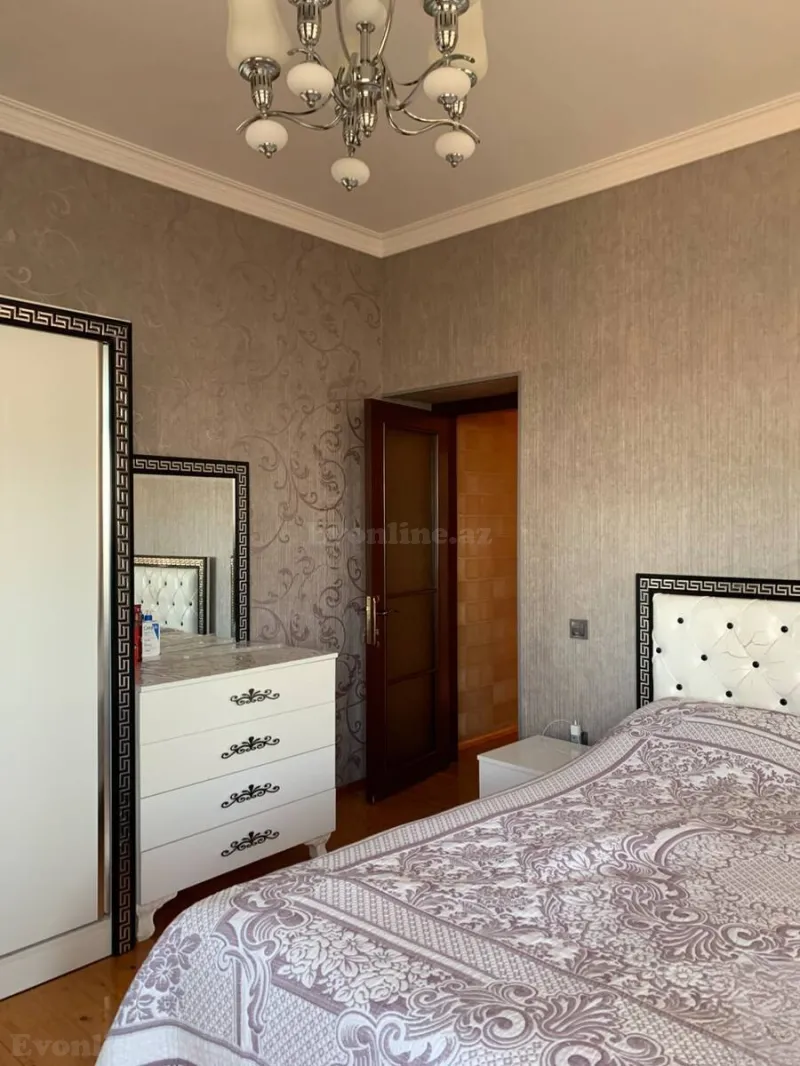 Satılır 2 otaqlı Mənzil Yeni tikili 109 m² Neftçilər m. - şəkil 5