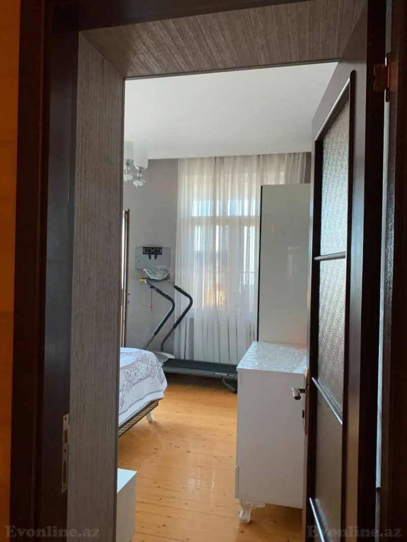 Satılır 2 otaqlı Mənzil Yeni tikili 109 m² Neftçilər m. - şəkil 6