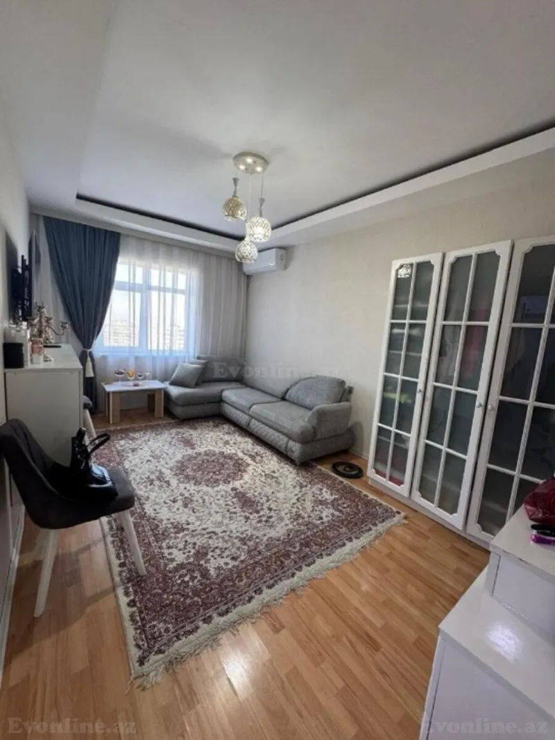 Satılır 2 otaqlı Mənzil Köhnə tikili 45 m² Yeni Günəşli - şəkil 2