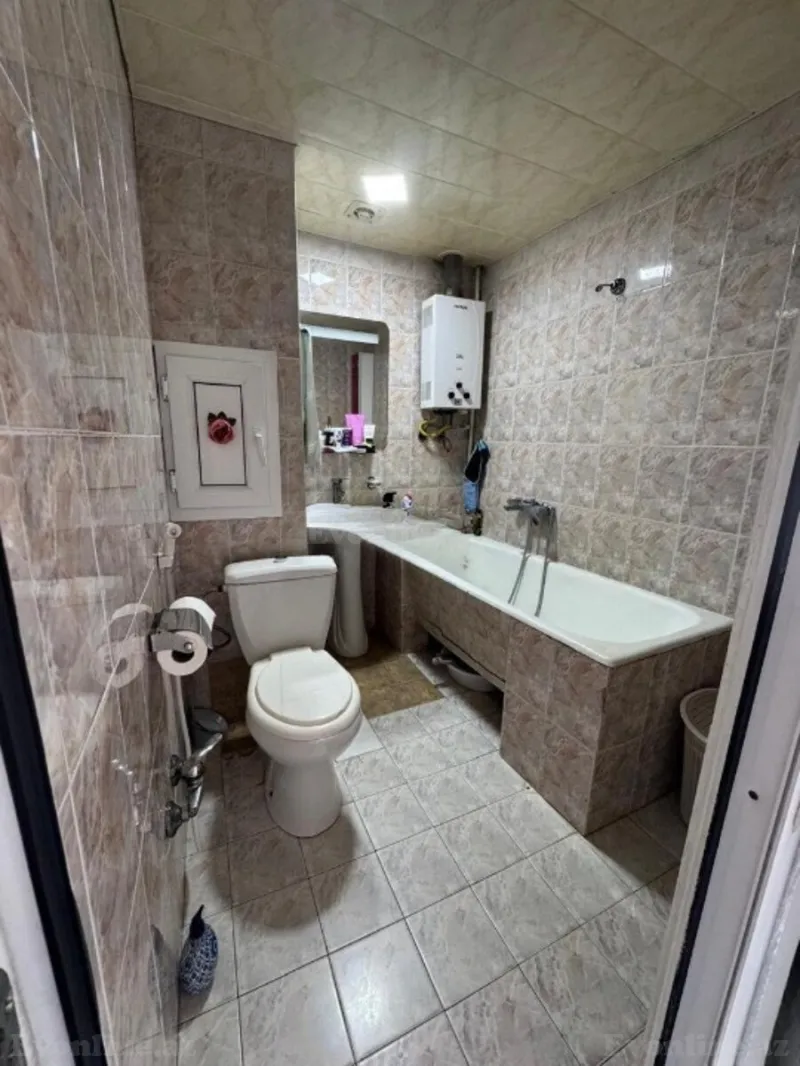 Satılır 2 otaqlı Mənzil Köhnə tikili 45 m² Yeni Günəşli - şəkil 7
