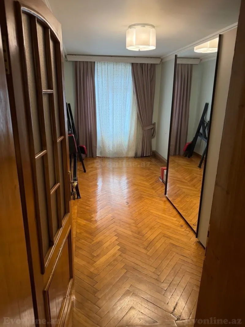 Satılır 3 otaqlı Mənzil Köhnə tikili 75 m² Nizami m. - şəkil 6