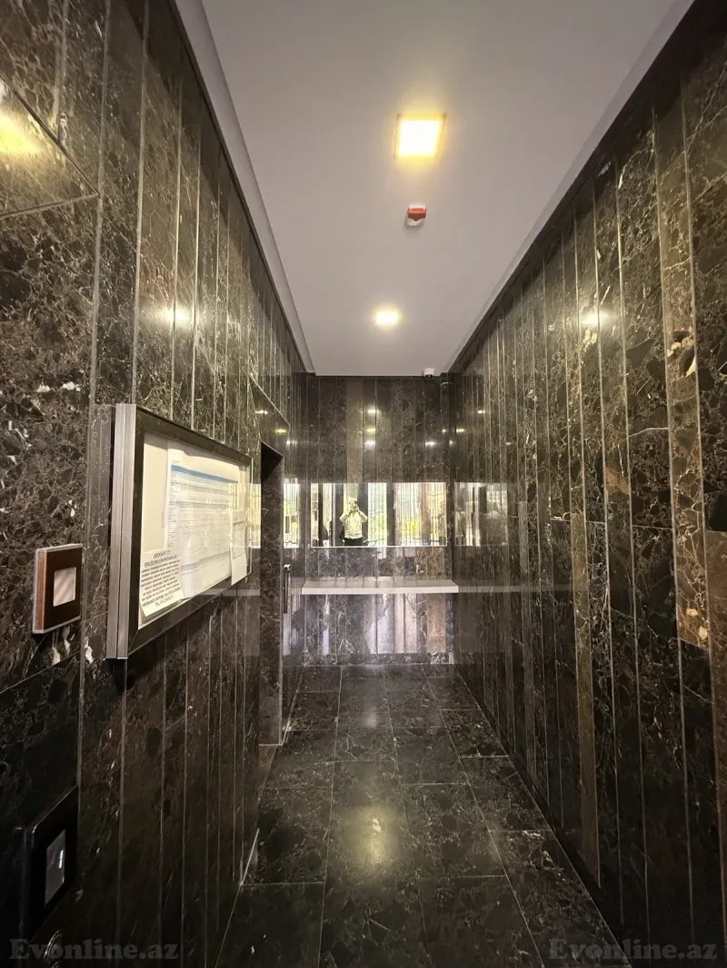 Satılır 3 otaqlı Mənzil Yeni tikili 127 m² Nərimanov r. - şəkil 17