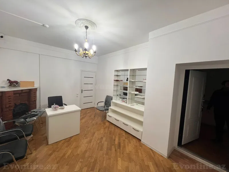 Kirayə verilir Ofis 180 m² Nəsimi r. - şəkil 3